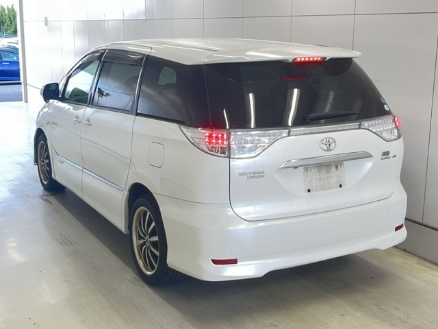 TOYOTA ESTIMA HYBRID 2010