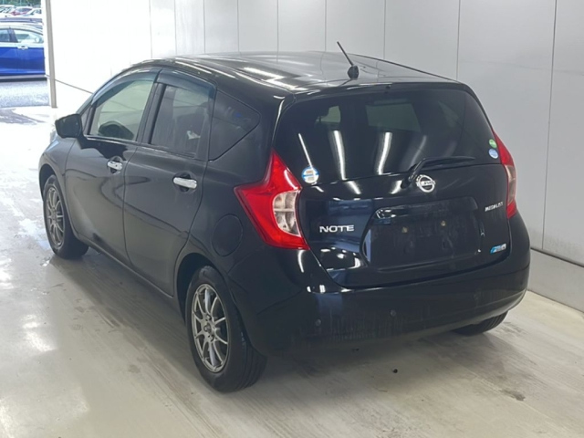 NISSAN NOTE 2015