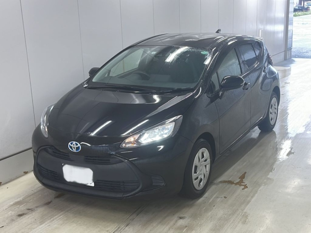 TOYOTA AQUA 2022