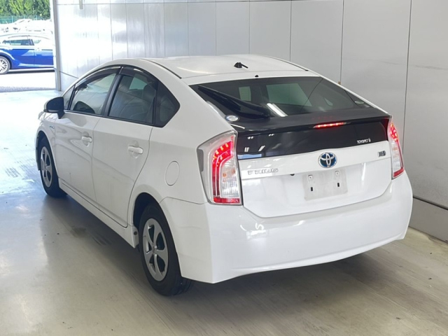 TOYOTA PRIUS 2012