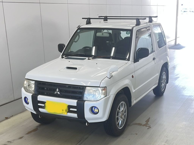MITSUBISHI PAJERO MINI 2011