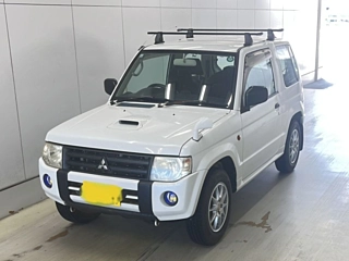 MITSUBISHI PAJERO MINI 2011