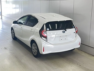 TOYOTA AQUA 2020
