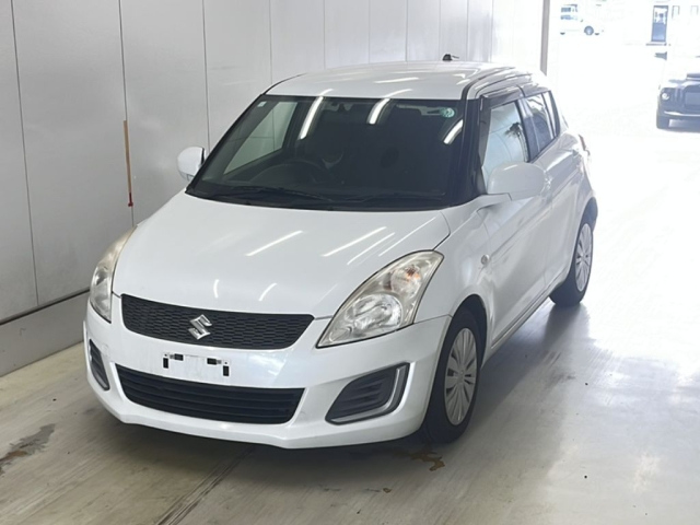 SUZUKI SWIFT 2015