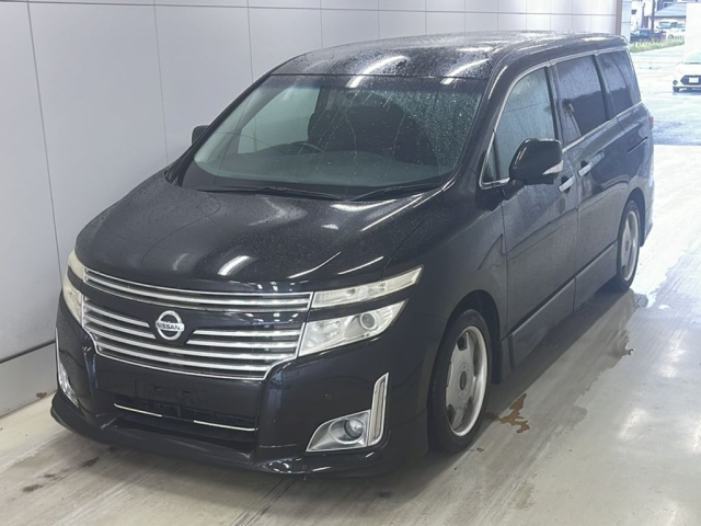 NISSAN ELGRAND 2010