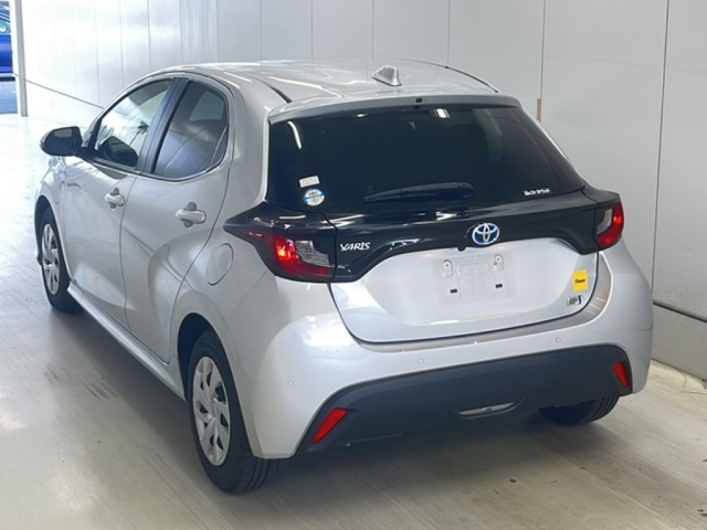 TOYOTA YARIS 2021