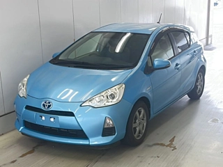 TOYOTA AQUA 2012