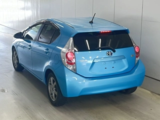 TOYOTA AQUA 2012