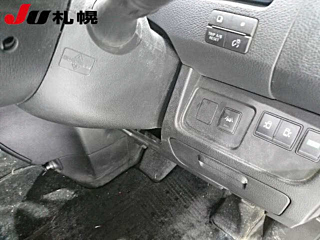 NISSAN SERENA 2014