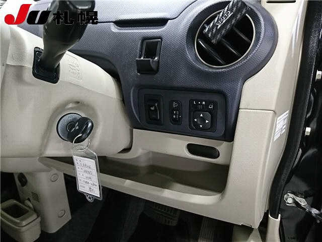 MITSUBISHI EK WAGON 2013