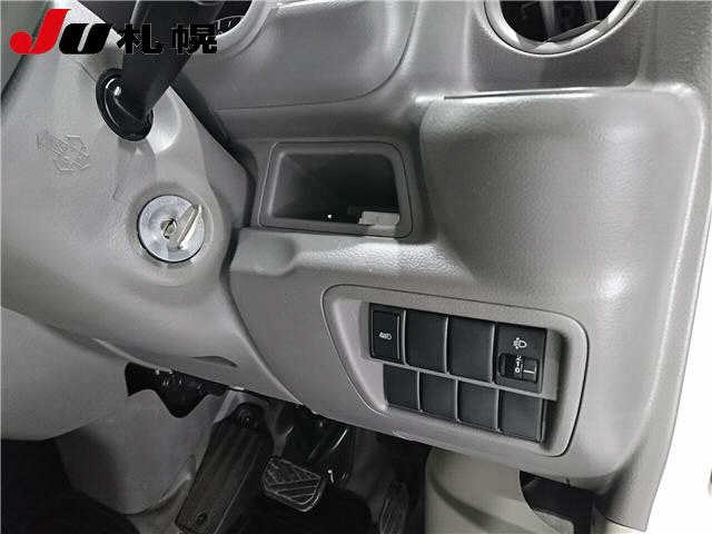 NISSAN CLIPPER VAN 2015