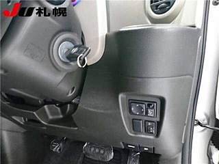 NISSAN CUBE 2012