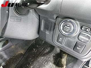TOYOTA WISH 2016