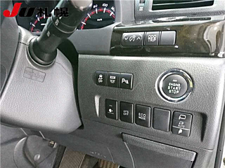 TOYOTA VELLFIRE 2012