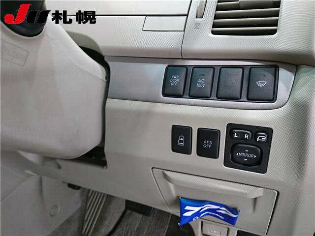 TOYOTA ESTIMA HYBRID 2010