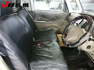 DAIHATSU TANTO 2013