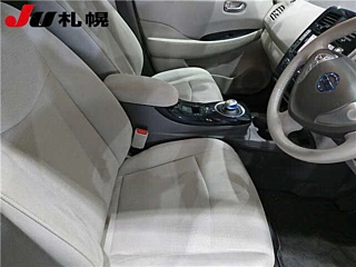 NISSAN LEAF 2012