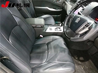 TOYOTA CROWN 2011