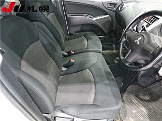 MITSUBISHI COLT PLUS 2009