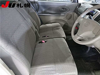 DAIHATSU TANTO 2011