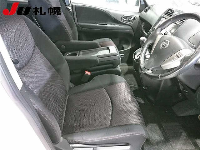NISSAN SERENA 2011