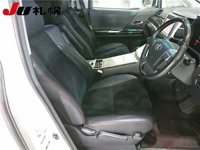 TOYOTA VELLFIRE 2012