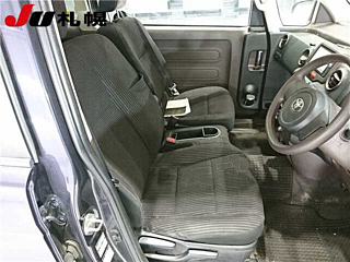 TOYOTA SPADE 2012