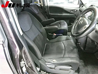 NISSAN SERENA 2013