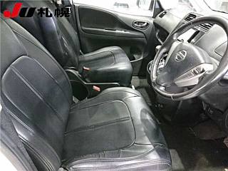 NISSAN SERENA 2012