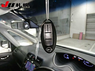 NISSAN SERENA 2014