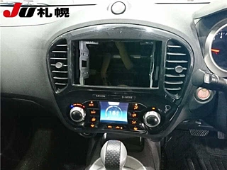 NISSAN JUKE 2012