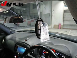 NISSAN JUKE 2012
