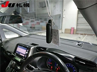 TOYOTA WISH 2016