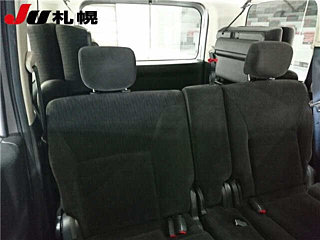 NISSAN SERENA 2010