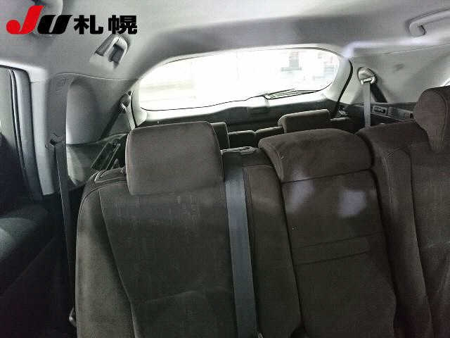 TOYOTA MARK X ZIO 2010