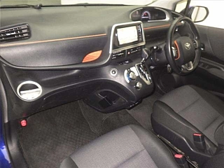 TOYOTA SIENTA 2021