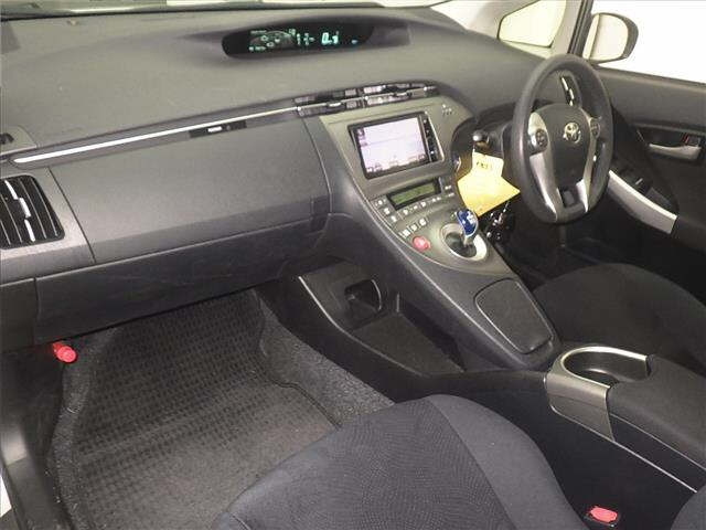 TOYOTA PRIUS 2015