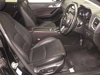 MAZDA AXELA 2016