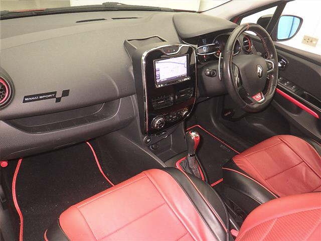 RENAULT LUTECIA 2014