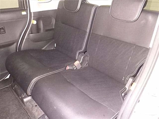 DAIHATSU TANTO 2015