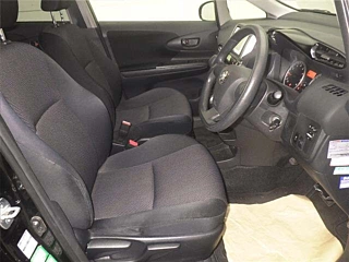 TOYOTA WISH 2013