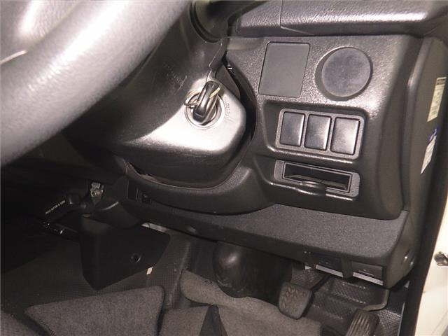 TOYOTA HIACE VAN 2015