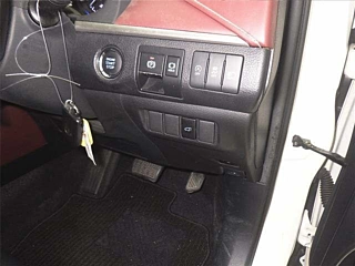 TOYOTA HARRIER 2017