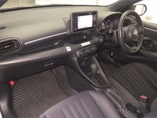 TOYOTA YARIS 2020