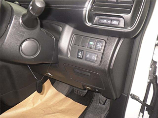 NISSAN SERENA 2018