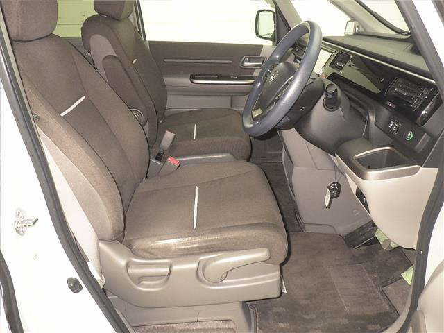 HONDA STEP WAGON 2015