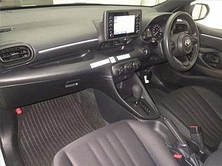 TOYOTA YARIS 2020