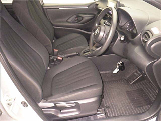 TOYOTA YARIS 2020