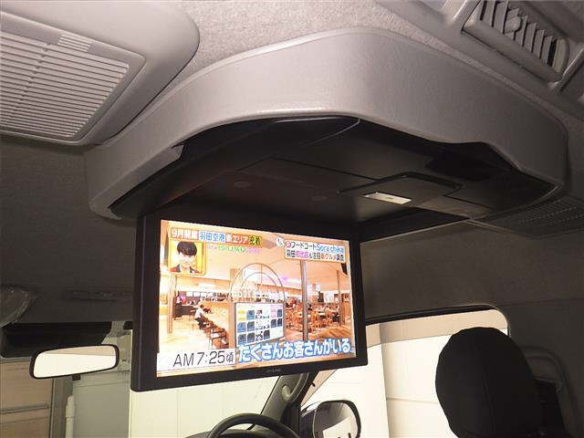 TOYOTA HIACE 2020