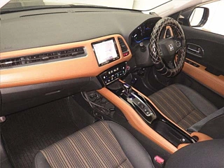 HONDA VEZEL 2015